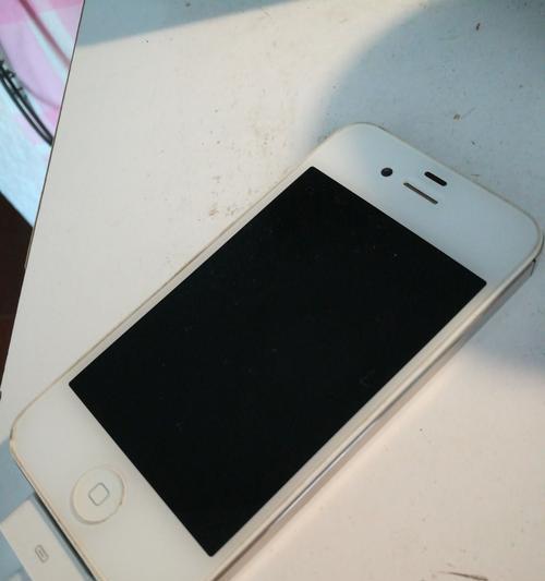 iPhone4上安装iOS6.1.3的方法与体验（提升老款iPhone4的性能与功能，还原经典操作体验）