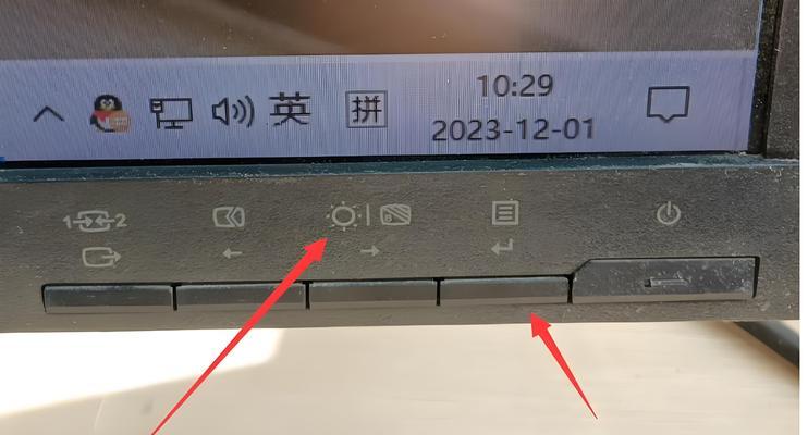 电脑主板发生错误，白屏怎么办？（解决电脑主板白屏问题的方法及注意事项）