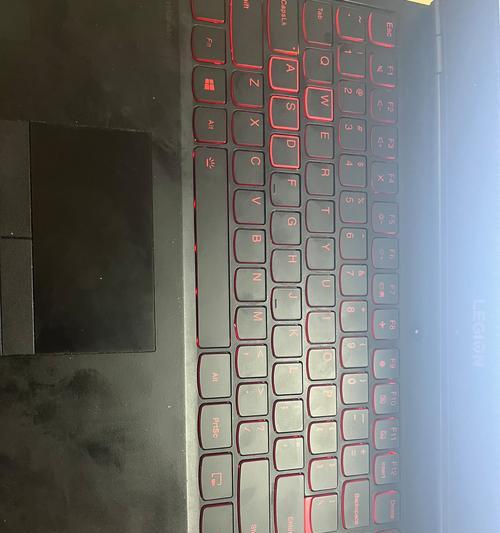 电脑键盘输入文字错误的原因及解决方法（探究键盘输入错误的背后原因，提供有效解决方案）