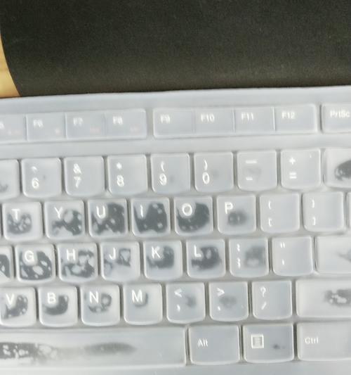 台式电脑键盘识别错误原因及解决办法（探究台式电脑键盘识别错误的常见原因及有效解决方法）